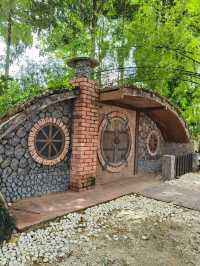 🧙 An Unexpected Journey in Putrajaya: Finding Bilbo’s House in Malaysia