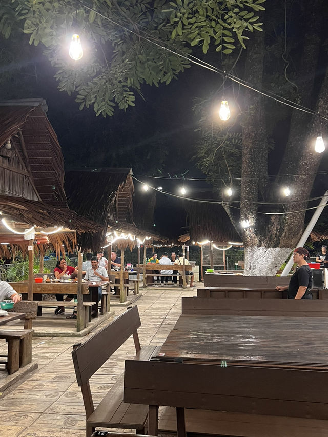 Khun Thai: An authentic seafood feast!🦞