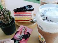 พักผ่อนหย่อนใจทีา Date farm cafe