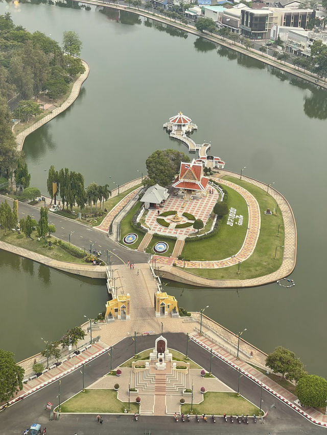 หอโหวด ๑๐๑ (Roi Et Tower) จังหวัด ร้อยเอ็ด 