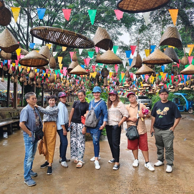 น้ำตกตาดเยือง เมืองปากซอง ลาว