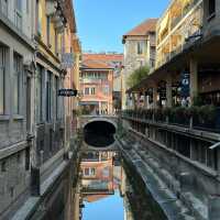 🚣‍♀️🌿 Annecy’s Canals: A Fairytale Stroll Through the "Venice of the Alps