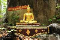 เที่ยววัดเขาถ้ำ เมืองตาก