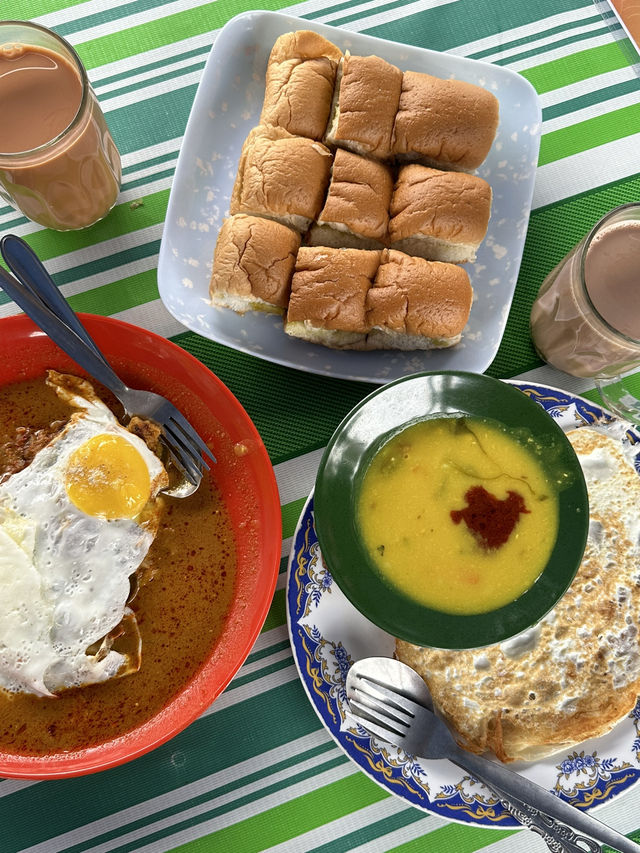Ultimate 1-Day Food Trip in Melaka 