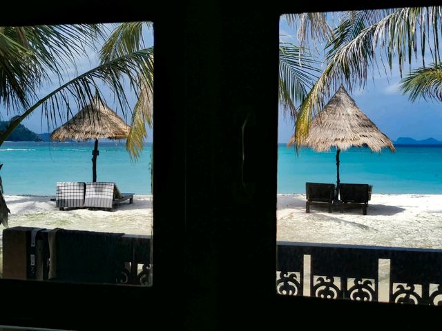 🌴✨ เที่ยว “เกาะหลีเป๊ะ” เกาะที่เปิดตลอดปี! 🌤️🏝️