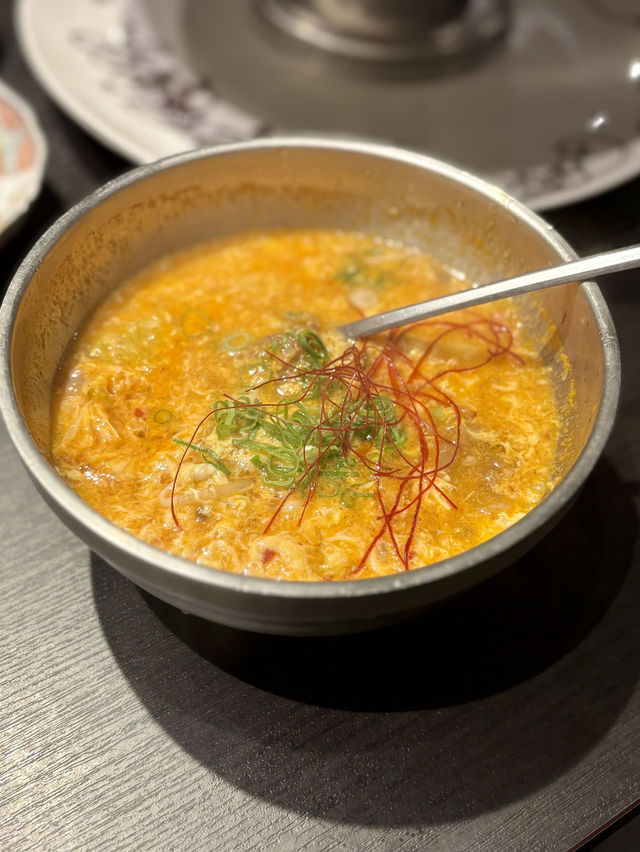 【大阪・難波】全130種の焼肉食べ放題と肉ケーキの演出「焼肉Lab 難波店」
