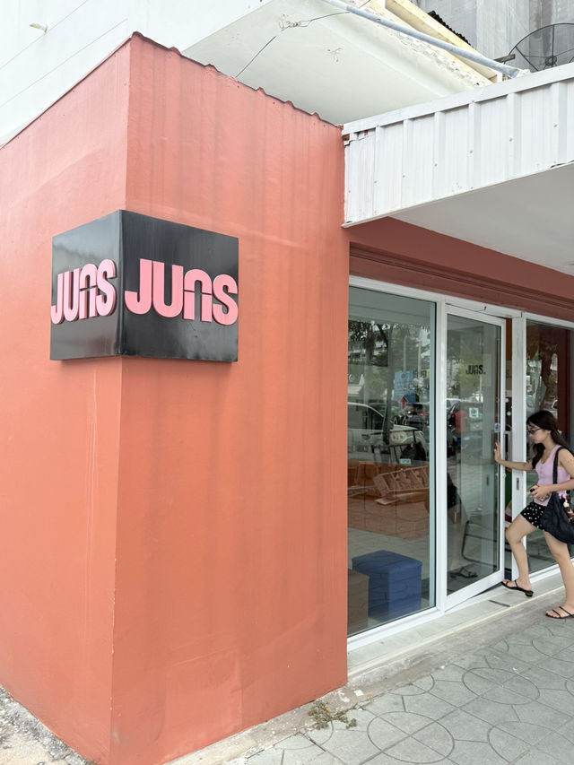  Juns (Jusu Juice Bar) บางแสน 🍒🍇🍅
