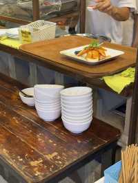 ก๋วยเตี๋ยวหมูนายตึ๋ง ถนนสุรนารี เมืองนครราชสีมา
