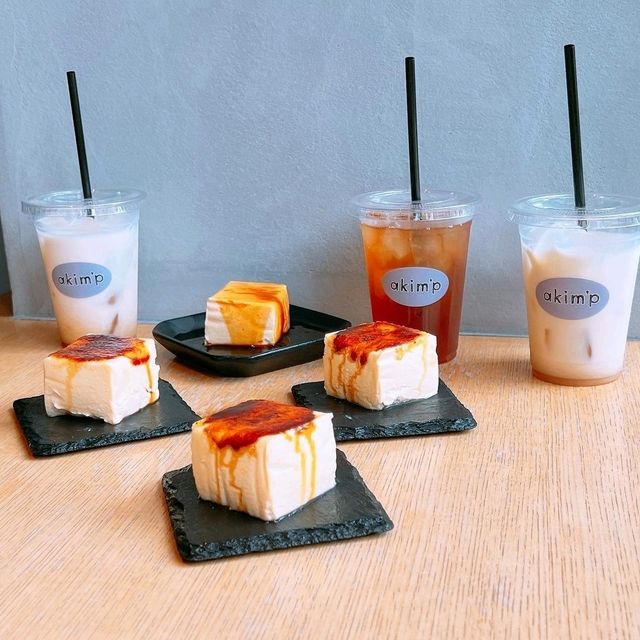 Akimp Cafe