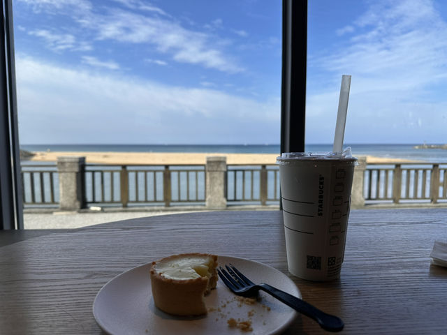福隆沙灘🏝️最美海岸星巴克咖啡