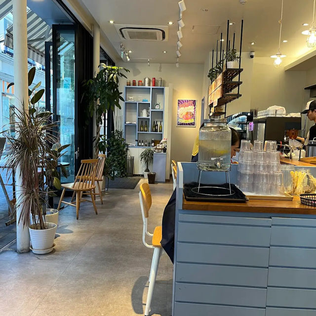JO'S American Cafe 元町店