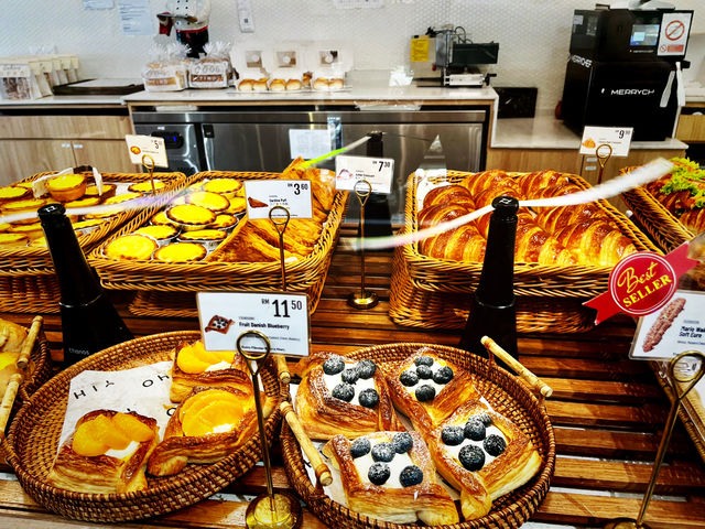 YIHO Café & Bakehouse – A Charming Stop in Sitiawan