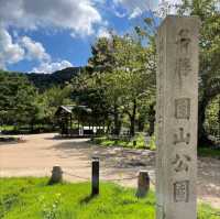 京都 | 圓山公園，市區中踏青賞花的休憩空間