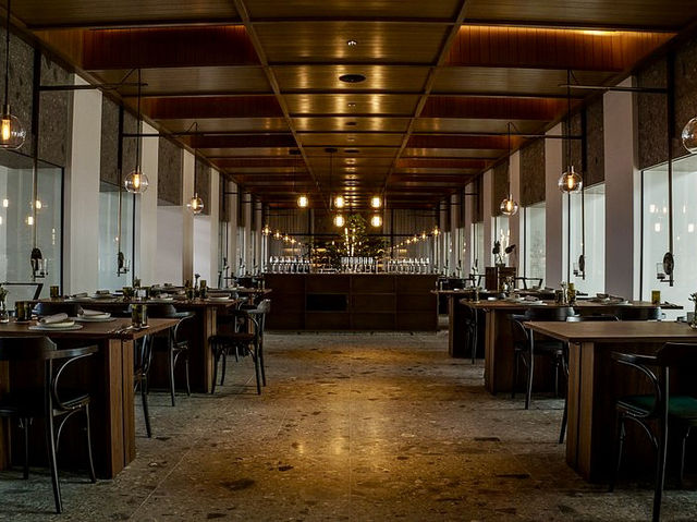 Entier French Dining