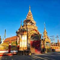 ไหว้พระนอนศักดิ์สิทธิ์ ณ วัดเก่าโบราณที่แม่ริม