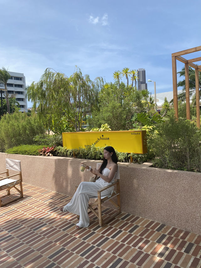 Sunny beach house , Pattaya 
