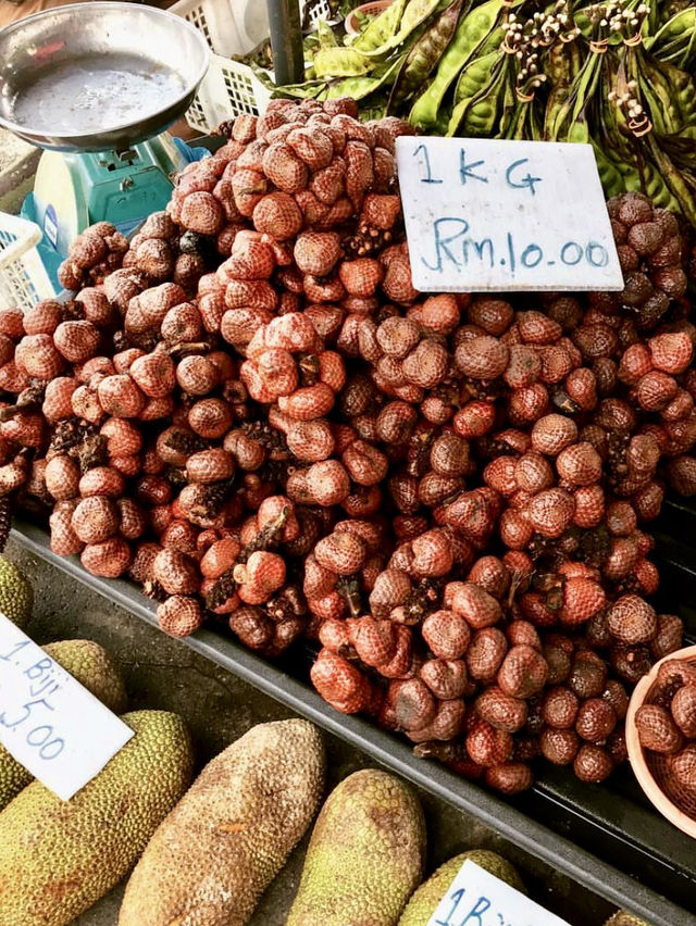 Pasar Tamu Miri – Where Sarawak Comes to Life!