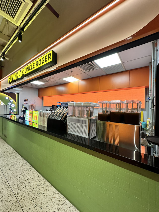 FUIYOH! Uncle Roger’s Flavors Hit Different at KLIA2 Food District