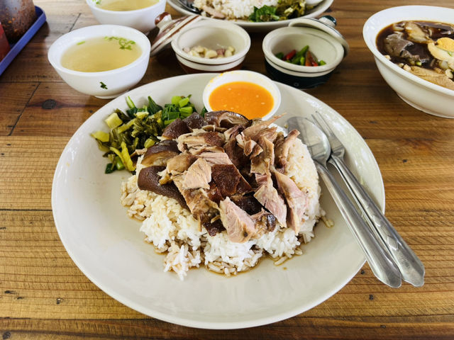 🌟ร้านอร่อยศรีราชา เครื่องแน่นให้เยอะ