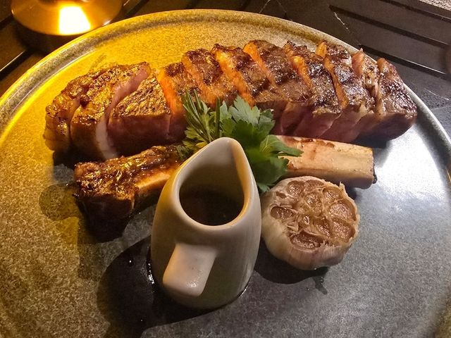 Wok Wok & Village Butcher ร้านอร่อยใน ANdAZ