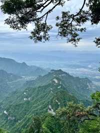 Edge of Heaven: Dare to Explore Tianmen