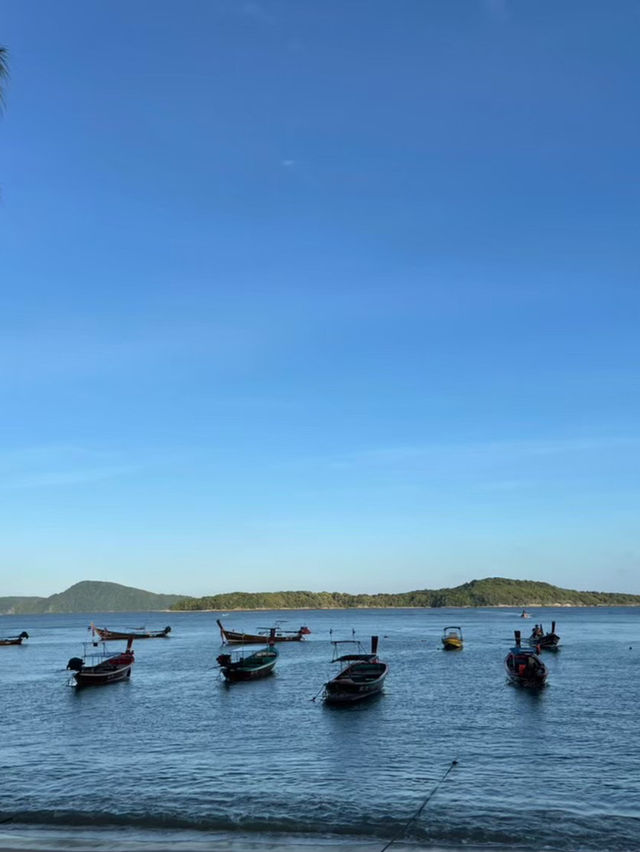 🏝 Phuket Getaway – Beaches, Islands & Tropical Vibes 🌴