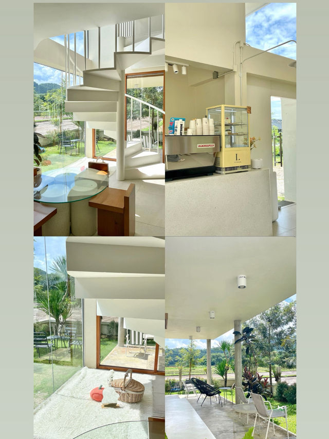 คาเฟ่แนวมินิมอล Lilhouse cafe เชียงราย