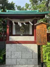 日本神社|龍口吐泉的淨水亭——以清泉洗手漱心,在水聲裡跨越凡俗與神域的界限