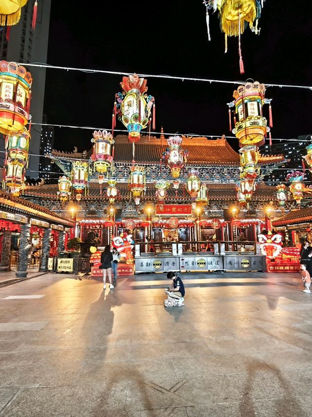 中秋好去處-夜遊黃大仙廟中秋賞燈 中秋好去處-夜遊黃大仙廟中秋賞燈