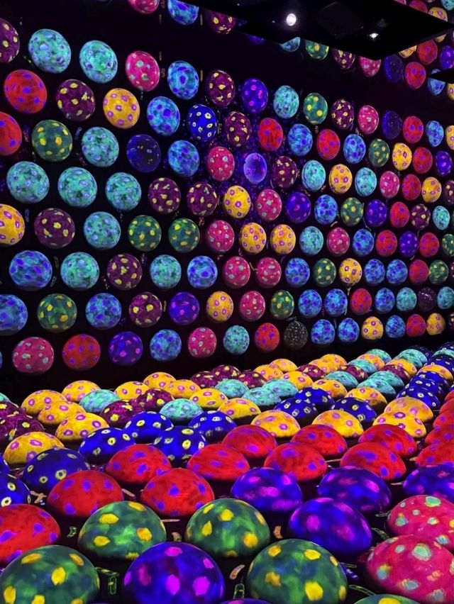 TEAMLAB PLANETS IN TOKYO.