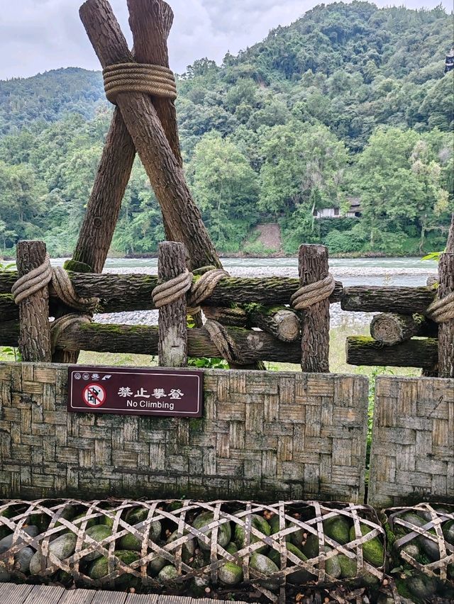 Dujiangyan: A Verdant Masterpiece