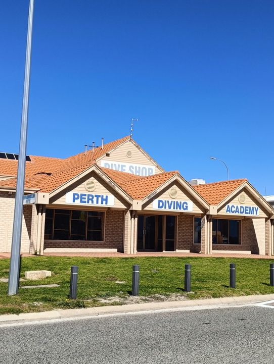 Seaside Charm : Hillary's Boat Harbour in Perth