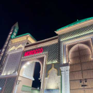 Stunning Fall Nights Out - Arabian Vibes Multicultural Diversity