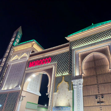 Stunning Fall Nights Out - Arabian Vibes Multicultural Diversity Stunning Fall Nights Out - Arabian Vibes Multicultural Diversity