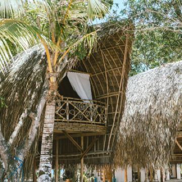 Secret remote island stay "ISLA Experience" from El Nido