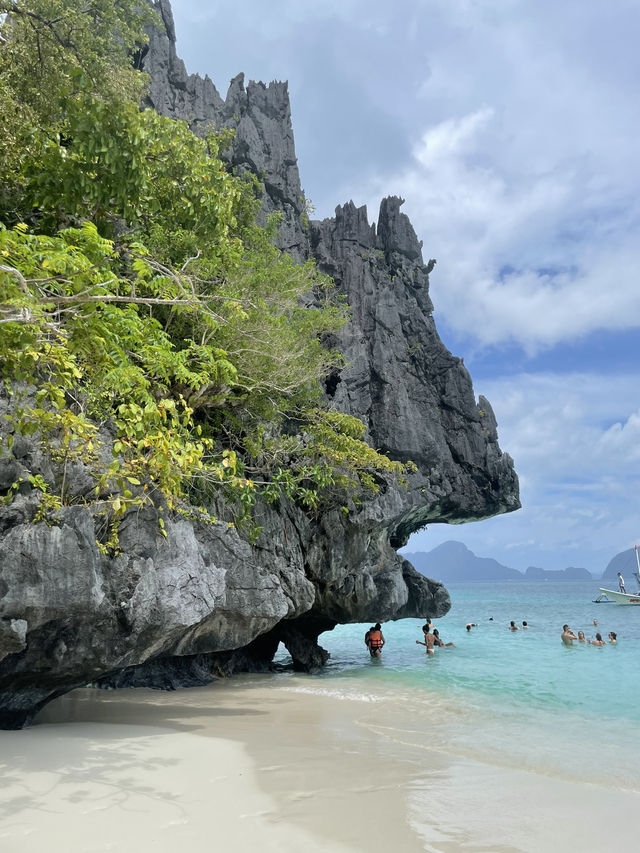✨ El Nido Tour A – Where the Water Looks Like Glass & the Cliffs Touch the Sky