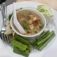  แหลมเจริญซีฟู้ด – สดจัดเต็มในบรรยากาศครอบครัว