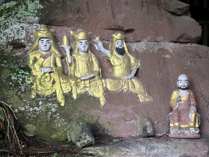 菩薩湾摩崖造像 | 安岳石窟遺産に隠された至宝 | Trip.com 安岳