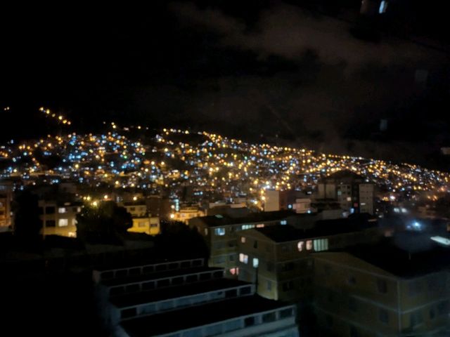 ラパス、ケーブルカーでの夜景