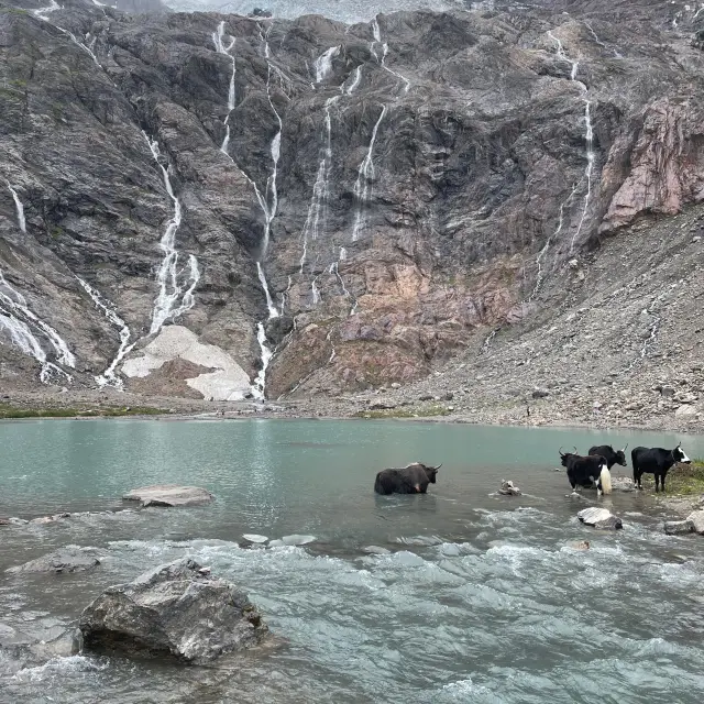 Yubeng Hiking to Iced Lake