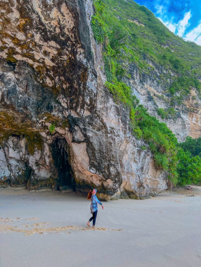 Kelingking Beach