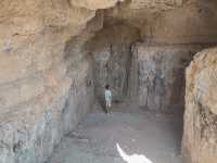 Iraq al-Amir Caves: Rooms Inside a Hill