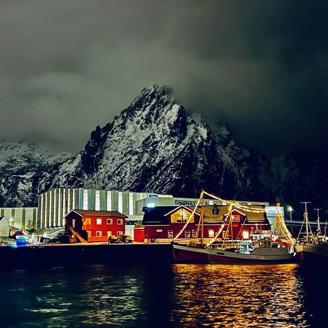 Moskenes: A Journey to Norway's Arctic Wonderland 