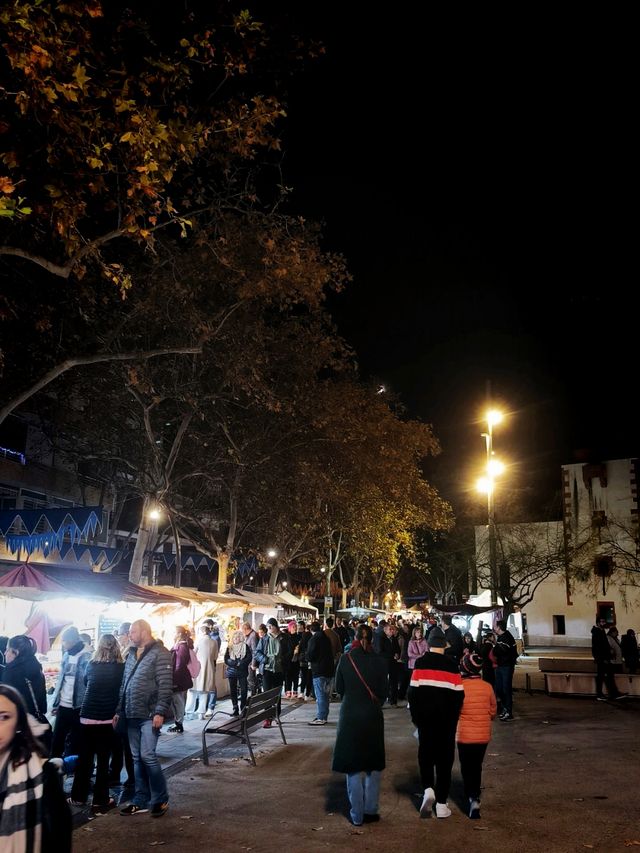 A Festive Guide to Castelldefels: Christmas Meets Medieval Charm 🎄🛡️