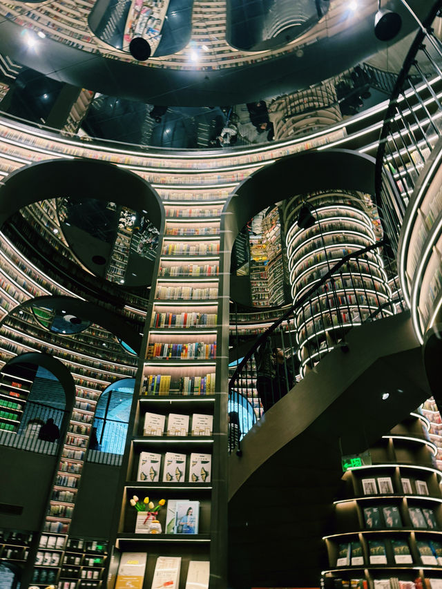 2-Day Chengdu Itinerary: A Perfect Blend of Pandas, History, and Culture