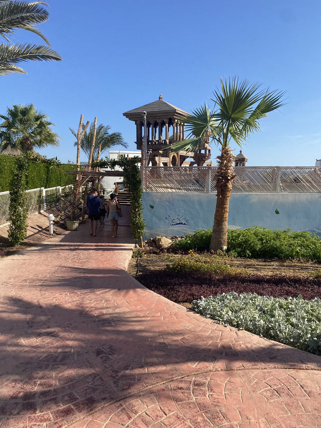 Golf beach resort 