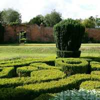 🌿 Explore Uttlesford: The Charm of Saffron Walden, Essex! 🌿