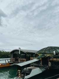 Have you tried eating a buffet while cruising in a Jungle River?