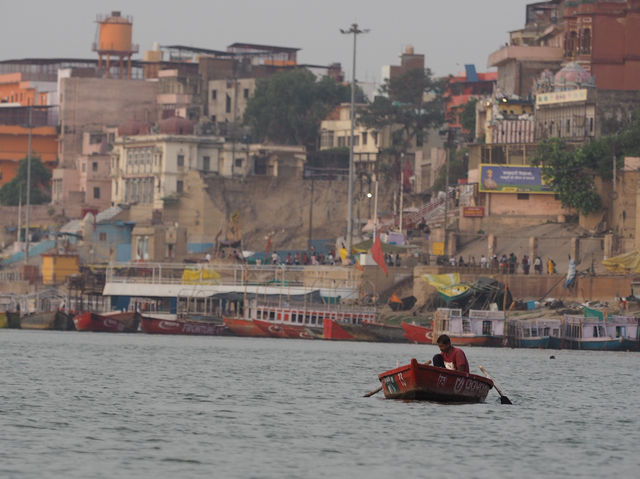 To live or to die here in Varanasi?
