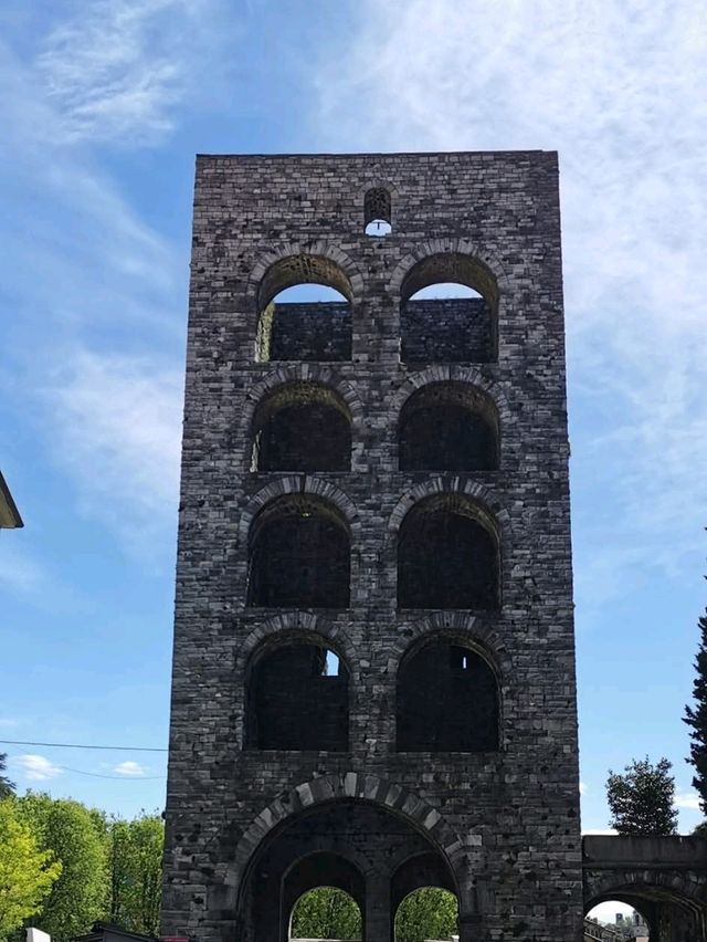 A Spooky Adventure in Como